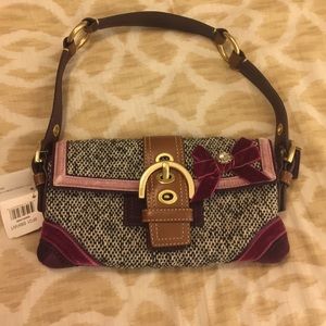 💯% Brand new Coach purse. Never used.