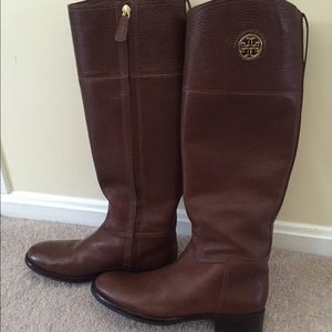 Tory Burch winter boots in size 8.