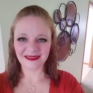 Meet your Posher, Lindsey