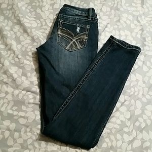 MUDD medium wash distressed skinny jeans