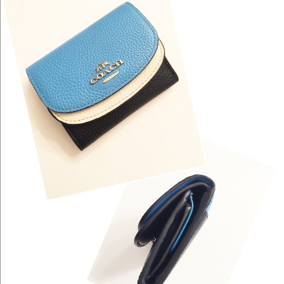 🎉Sale🎉🎉HP🎉NWT Coach color block leather wallet - Picture 4 of 4