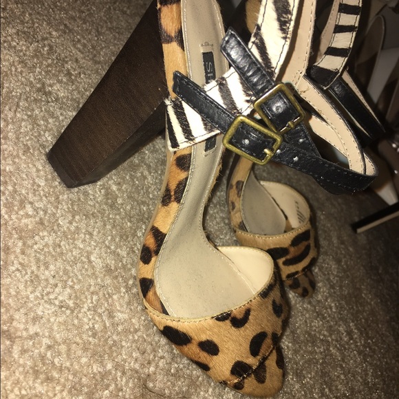 Leopard print sandals - Picture 2 of 4