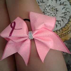 Cheer bow