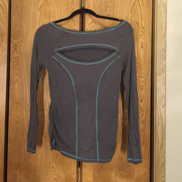bloom bamboo yoga top Bebe sweater dress bundle
