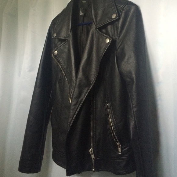 Black leather jacket⚜ - Picture 1 of 4