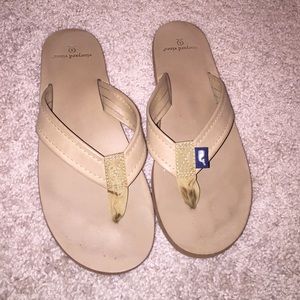 Vineyard Vines flip flops