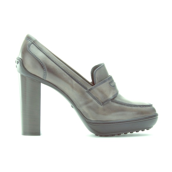 Tod's Penny Loafer Pumps