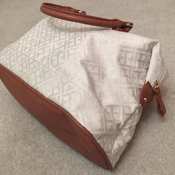 Handbag - Picture 3 of 3