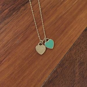 Tiffany necklace.