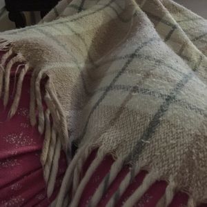 Meet your Posher, Lourdes