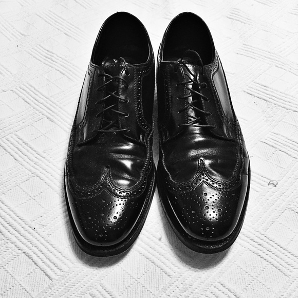 FLORSHEIM Leather IMPERIAL WINGTIPS SZ 10.5