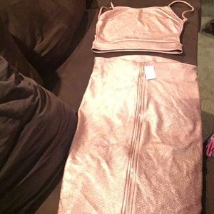 A sexy bodycon 2 piece stretchy outfit