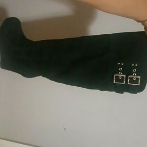Wedge guess boots