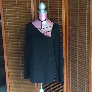 Threaded neck sweater