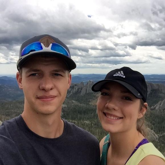 Meet your Posher, Emily - Picture 1 of 1