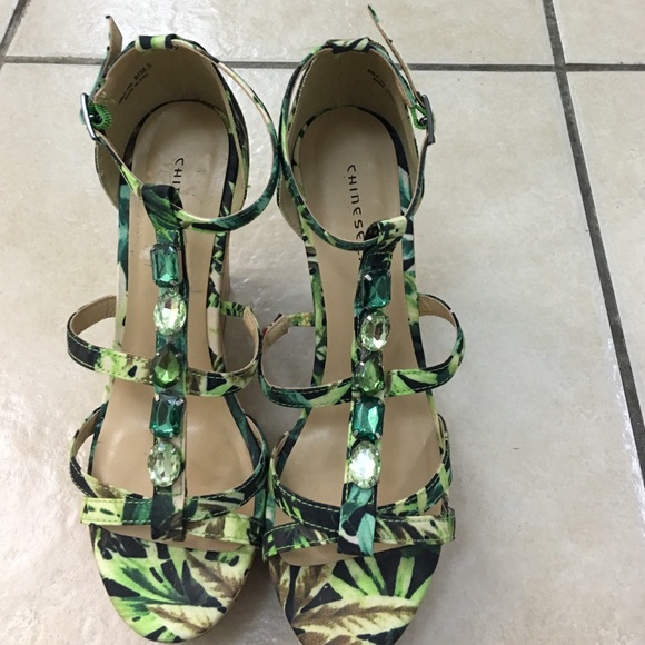 Chinese Laundry: Green jeweled platform sandals.