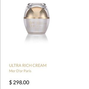 Mer D'or 24k gold ultra rich cream.