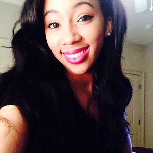 Meet your Posher, Rayshonda