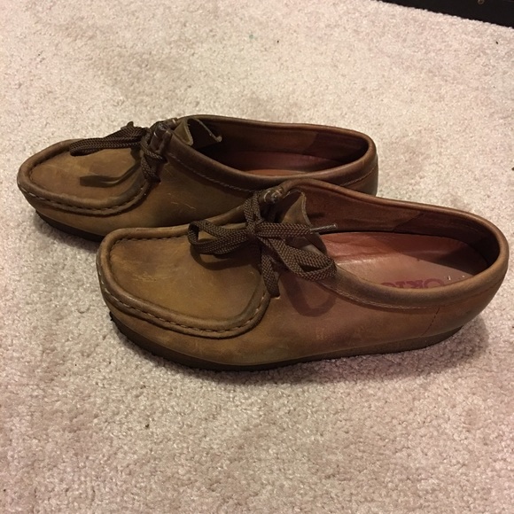 Clarks Wallabees