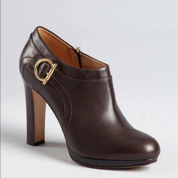 SALVATORE FERRAGAMO Gancio 'Teodata' Booties