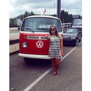 Meet your Posher, Halle