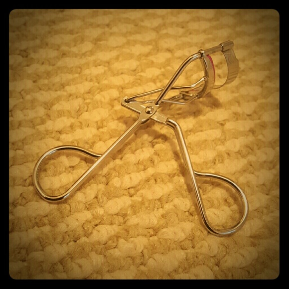 Eyelash Curler