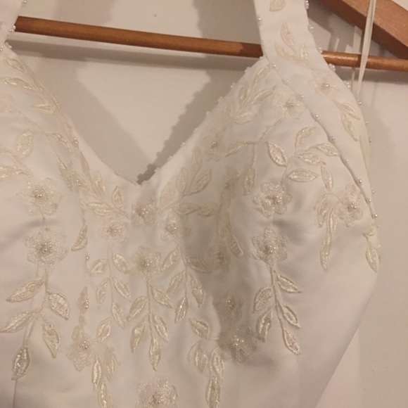 ❤️Halter style A line Wedding Dress💖