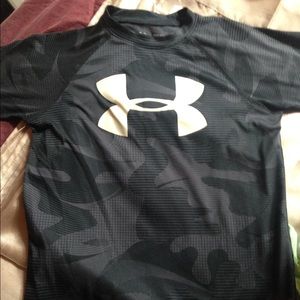 Under Armor Boy's Top