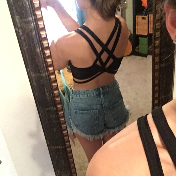 NEW🔥 Front and Back Caged Black Strappy Bralette - Picture 3 of 3