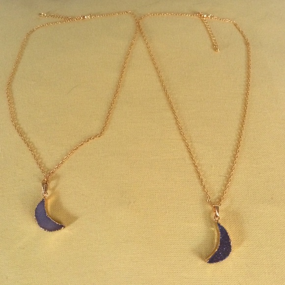 24k Gold Plated Druzy Crescent Pendant Necklace - Picture 3 of 3