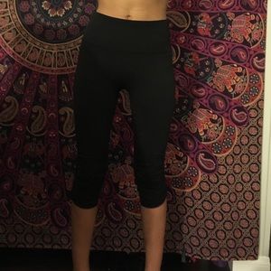 Lulu lemon cropped pants