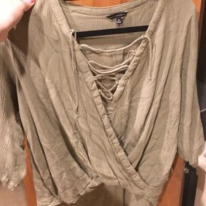 Staccato 3/4 Criss Cross V-neck