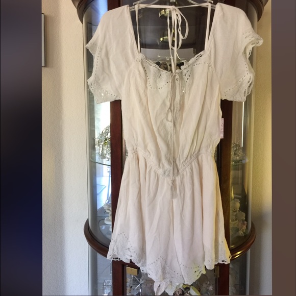 Free People White Romance Romper, XS ❤️ - Picture 4 of 8