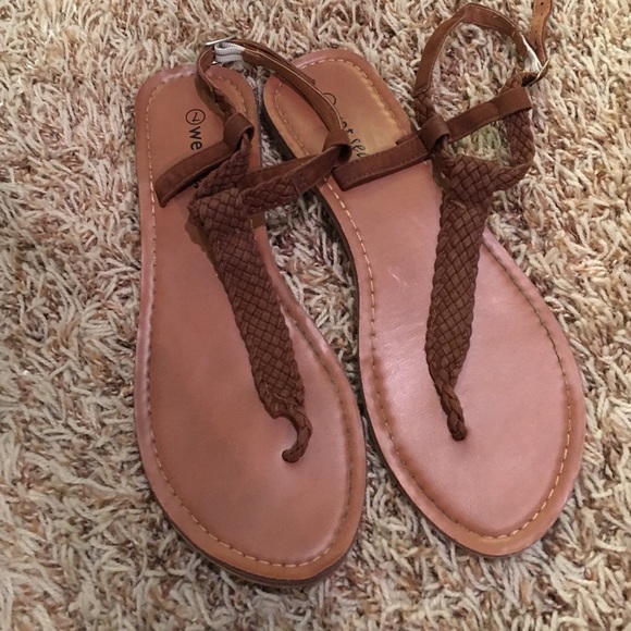 wet seal sandals :)