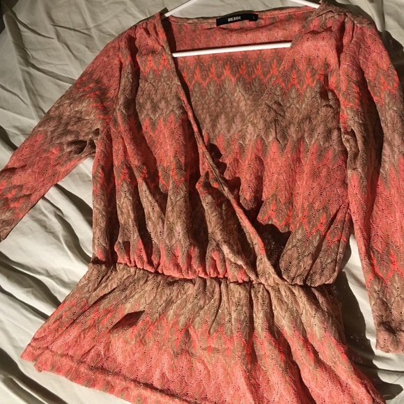 Super cute top - Picture 1 of 1