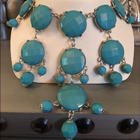 Independent Designer Jewelry - 🛍 Blue Silver Statement Necklace