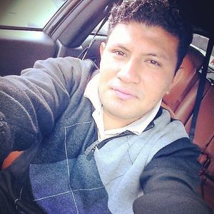 Meet your Posher, Carlos