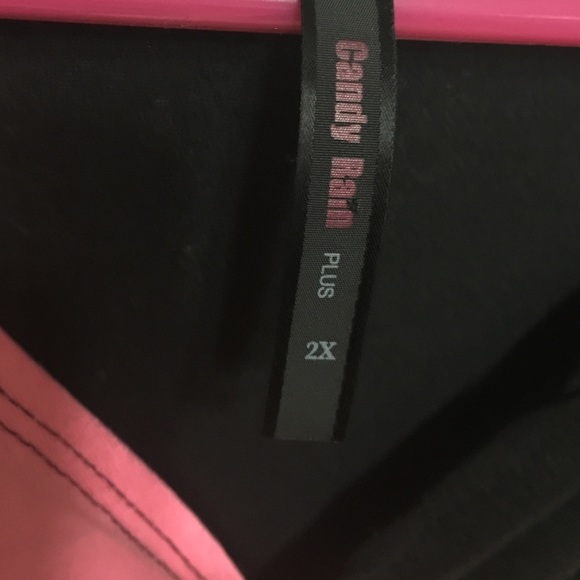 Top - Picture 2 of 3