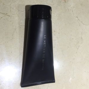 Le Metier De Beaute Daily Refresh Cleanser.