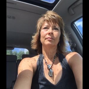 Meet your Posher, Lori