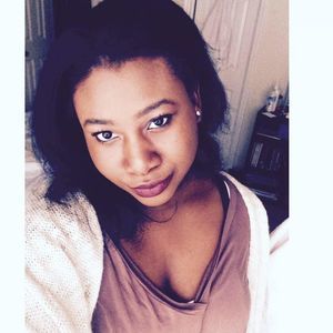 Meet your Posher, Josiane