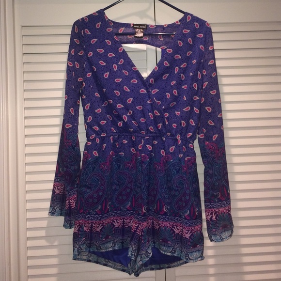 Long sleeve chiffon romper💕 - Picture 1 of 4