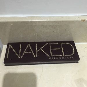 Naked eyeshadow pallet barely used