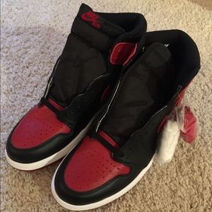 BRAND NEW Air Jordan 1 BANNED
