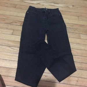 BLACK HIGHWASTED JEANS!!