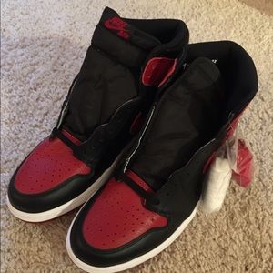 AUTHENTIC. BRAND NEW. Air Jordan 1 BANNED.