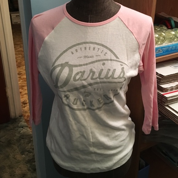NEW! never worn Darius Rucker concert tee - Picture 1 of 1