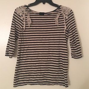 ANTHROPOLOGIE - striped shirt with lace appliqués