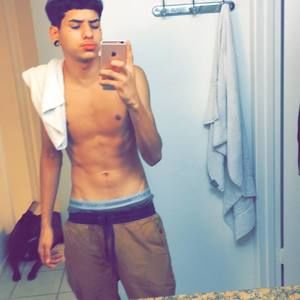 Meet your Posher, Marc