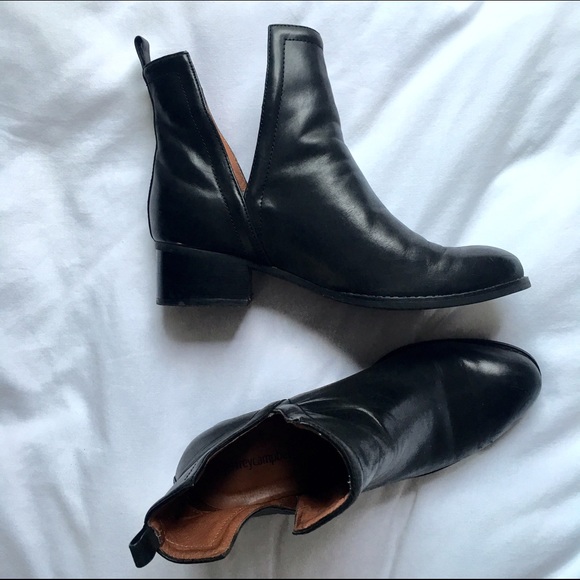 Anthropologie Shoes - Jeffrey Campbell Oriley Boots